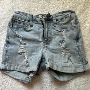 Hollister Women’s Jean Shorts- Size 00/w23